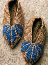 Коричневые тапочки спицами