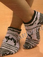 Короткие носочки с черной кошкой