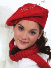 Красный берет с косами, фото