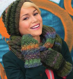 Меланжевый шарф-хомут, шапочка и варежки, фото