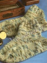 Носки, связанные на двух спицах