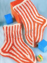 Полосатые носки для ребенка, фото