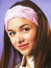 Розовая повязка с косами, фото