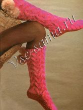 Розовые гольфы с помпонами