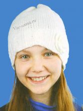 Шапочка с косами и цветком, фото