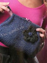 Синий клатч спицами с цветком