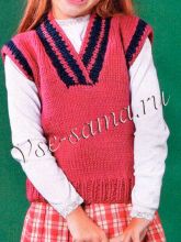 Безрукавка брусничного цвета