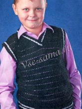 Черный жилет спицами