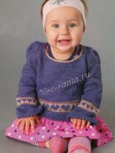 Фиолетовый пуловер спицами с орнаментом для малыша