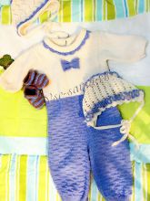 Комплект: комбинезон, 2 чепчика, пинетки