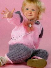 Комплект спицами - кофточка и штанишки