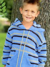 Полосатый пуловер с капюшоном