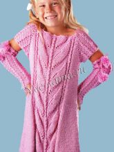 Розовое платье и митенки