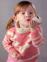 Розовый пуловер с интарсией