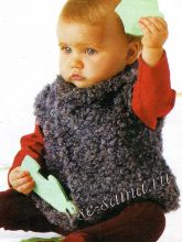 Жакет с короткими рукавами, игрушечная овечка и плед