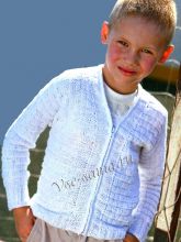 Жакет спицами на молнии для мальчика