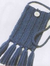 Мини-сумочка с кисточками