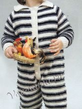Полосатый комбинезон спицами, фото