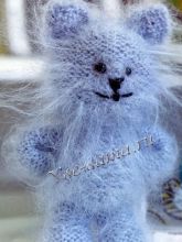 Пушистый серый кот