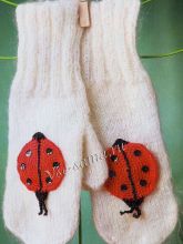 Варежки божья коровка