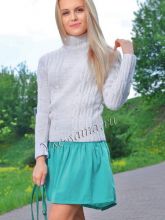 Белый свитер с вертикальным узором, фото