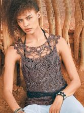 Коричневый топ с ажурным узором