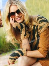 Кроп-топ и митенки, фото