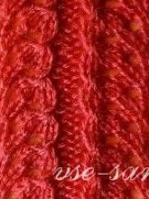 Ажурный узор - красные цветы