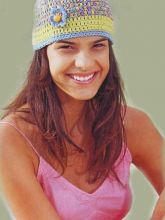 Шапочка с цветком