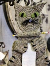 Кот-держатель для записок