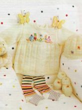 Платье, шапочка и пинетки