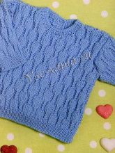 Пуловер с рельефным узором