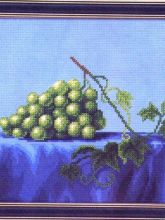 Вышивка Натюрморт-виноград